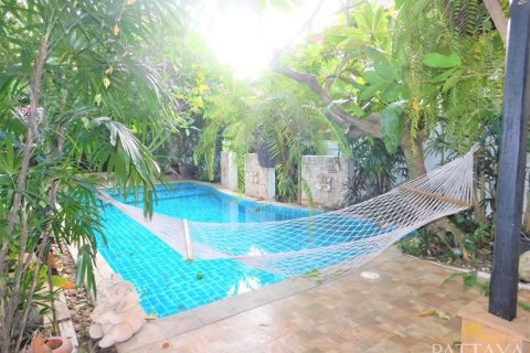 Casa de 3 dormitorios en Pattaya, Tailandia № 45476 - foto 6