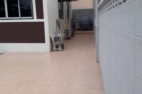 Casa de 5 dormitorios en Jomtien Beach, Pattaya, Tailandia № 45538 - foto 13