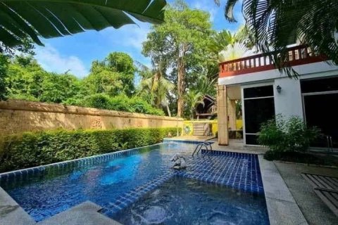 Casa de 4 dormitorios en Pattaya, Tailandia № 45547 - foto 15
