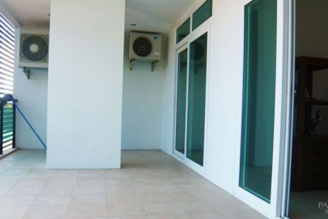 Condominio de 2 dormitorios en Pattaya, Tailandia № 45176