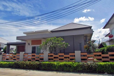 Casa de 3 dormitorios en Pattaya, Tailandia № 45462 - foto 18
