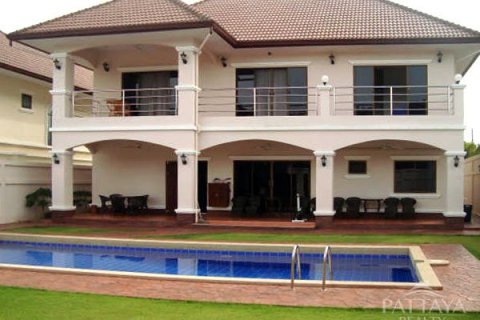 Casa de 4 dormitorios en Pattaya, Tailandia № 45517 - foto 5