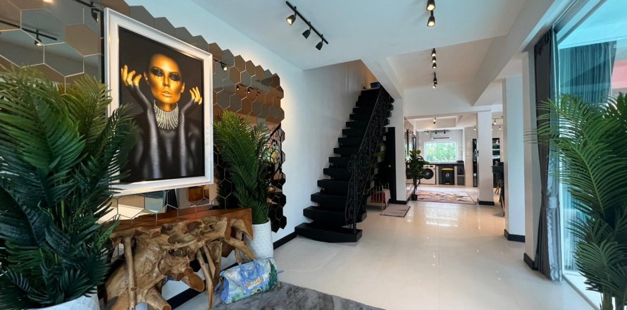 Casa de 8 dormitorios en Jomtien Beach, Pattaya, Tailandia № 45545