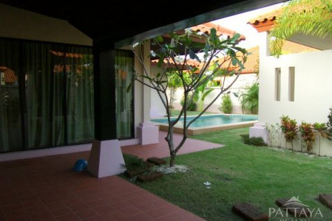 Casa de 3 dormitorios en Pattaya, Tailandia № 45556 - foto 4