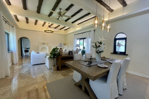 Casa de 5 dormitorios en Pattaya, Tailandia № 45546 - foto 4