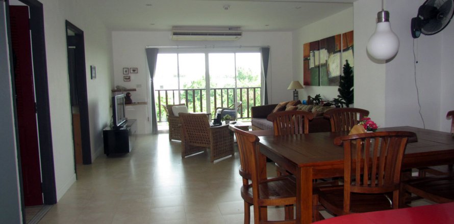 Condominio de 2 dormitorios en Jomtien Beach, Pattaya, Tailandia № 45308