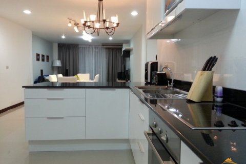 Condominio de 2 dormitorios en Pattaya, Tailandia № 45207 - foto 16