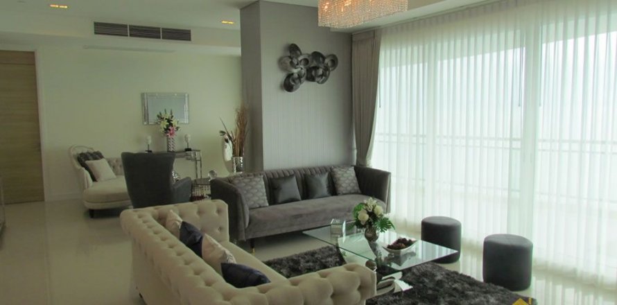 Condominio de 3 dormitorios en Jomtien Beach, Pattaya, Tailandia № 45077