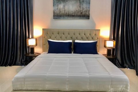 Casa de 4 dormitorios en Pattaya, Tailandia № 45523 - foto 10