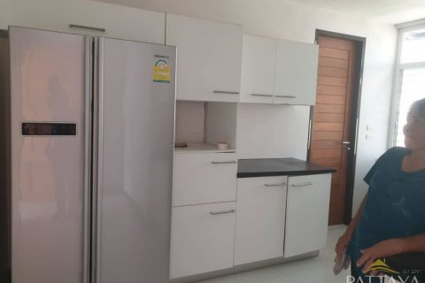 Casa de 5 dormitorios en Pattaya, Tailandia № 45522 - foto 7