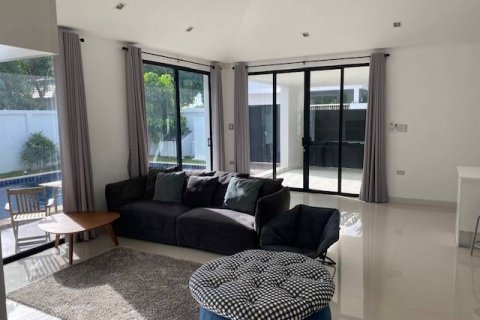 Casa de 3 dormitorios en Pattaya, Tailandia № 45463 - foto 13