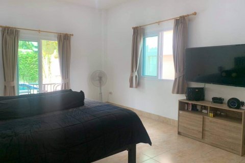Casa de 3 dormitorios en Pattaya, Tailandia № 45540 - foto 16