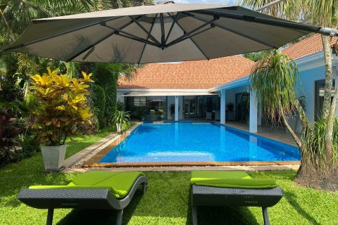 Casa de 4 dormitorios en Pattaya, Tailandia № 45478 - foto 11