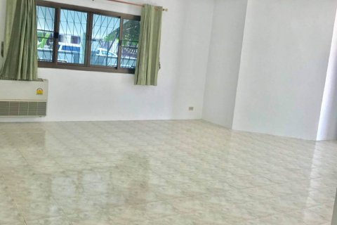 Casa de 3 dormitorios en Pattaya, Tailandia № 45544 - foto 6