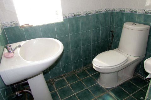 Casa de 4 dormitorios en Pattaya, Tailandia № 45500 - foto 13