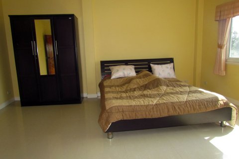 Casa de 4 dormitorios en Pattaya, Tailandia № 45500 - foto 17