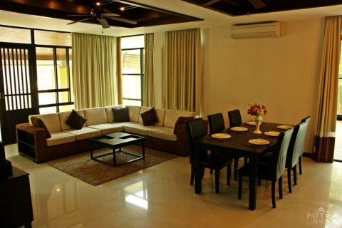 Casa de 3 dormitorios en Pattaya, Tailandia № 45511 - foto 23