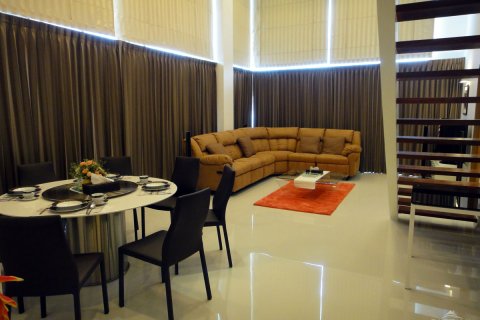 Condominio de 4 dormitorios en Pattaya, Tailandia № 45303 - foto 27