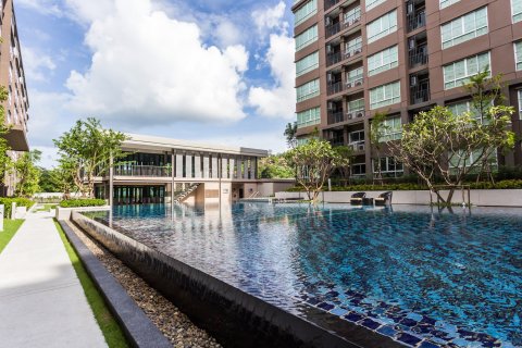 Sobre plano D Condo Campus Resort KuKu en Phuket, Tailandia № 45778