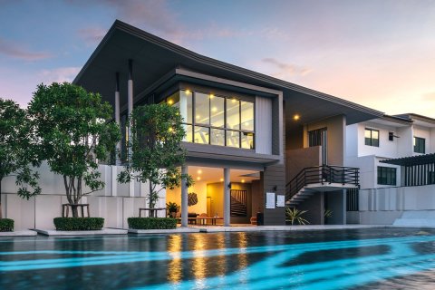 Sobre plano Town Avenue Srinagarindra en Bangkok, Tailandia № 46291