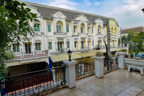 Sobre plano Urban Sathorn en Bangkok, Tailandia № 46424