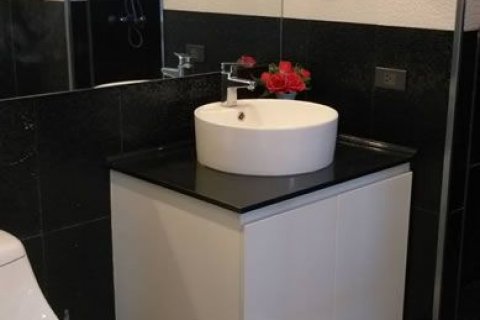 Condominio de 2 dormitorios en Pattaya, Tailandia № 45094 - foto 5