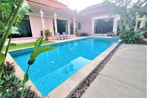Casa de 3 dormitorios en Pattaya, Tailandia № 45557 - foto 26