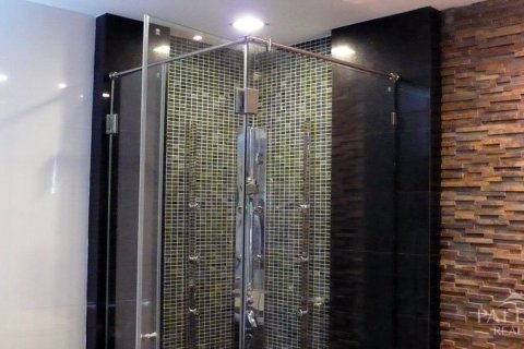 Condominio de 2 dormitorios en Pattaya, Tailandia № 45291 - foto 9