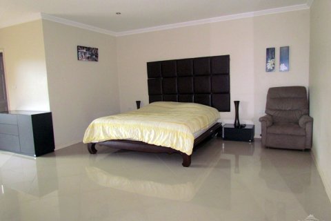 Condominio de 2 dormitorios en Pattaya, Tailandia № 45285 - foto 10