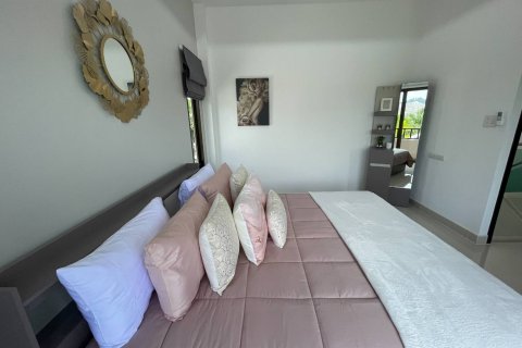 Casa de 4 dormitorios en Pattaya, Tailandia № 45489 - foto 18