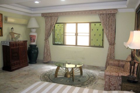 Casa de 3 dormitorios en Jomtien Beach, Pattaya, Tailandia № 45495 - foto 18