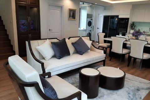 Casa de 4 dormitorios en Pattaya, Tailandia № 45491 - foto 7