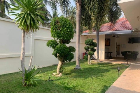 Casa de 3 dormitorios en Pattaya, Tailandia № 45540 - foto 11