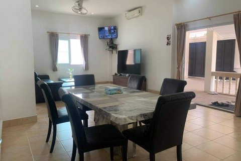 Casa de 3 dormitorios en Pattaya, Tailandia № 45540 - foto 15