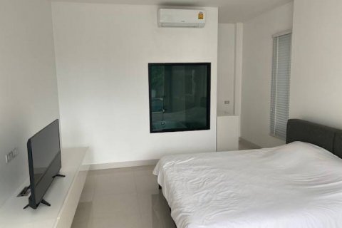 Casa de 3 dormitorios en Pattaya, Tailandia № 45463 - foto 25