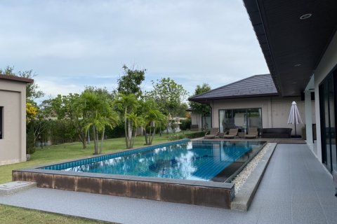 Casa de 3 dormitorios en Pattaya, Tailandia № 45482 - foto 15