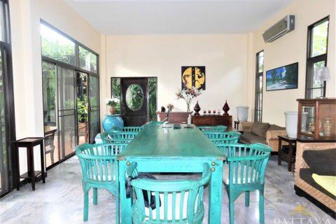 Casa de 3 dormitorios en Pattaya, Tailandia № 45476 - foto 23