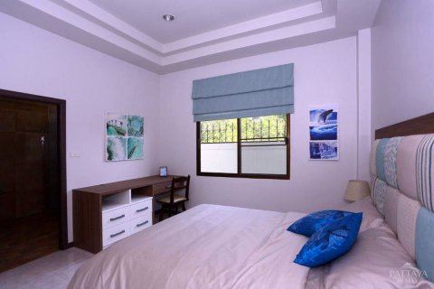Casa de 4 dormitorios en Pattaya, Tailandia № 45461 - foto 13