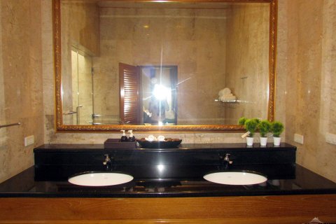 Casa de 2 dormitorios en Pattaya, Tailandia № 45509 - foto 18