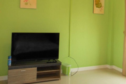 Casa de 3 dormitorios en Pattaya, Tailandia № 45469 - foto 29