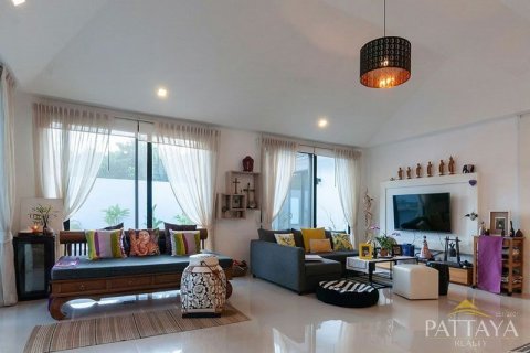 Casa de 3 dormitorios en Pattaya, Tailandia № 45472 - foto 15
