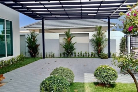 Casa de 4 dormitorios en Pattaya, Tailandia № 45523 - foto 17