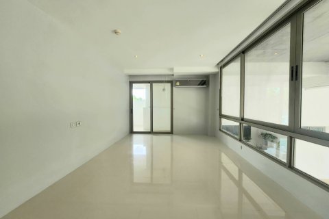 Condominio de 2 dormitorios en Pattaya, Tailandia № 45272 - foto 2