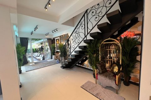 Casa de 8 dormitorios en Jomtien Beach, Pattaya, Tailandia № 45545 - foto 14