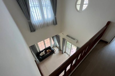 Casa de 3 dormitorios en Jomtien Beach, Pattaya, Tailandia № 45467 - foto 13
