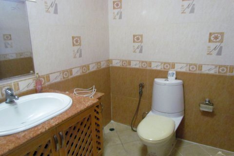 Casa de 4 dormitorios en Pattaya, Tailandia № 45516 - foto 19