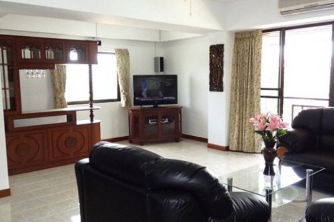 Condominio de 2 dormitorios en Jomtien Beach, Pattaya, Tailandia № 45153 - foto 10