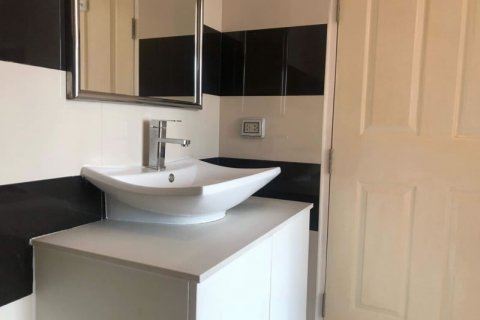 Condominio de 2 dormitorios en Pattaya, Tailandia № 45089 - foto 26
