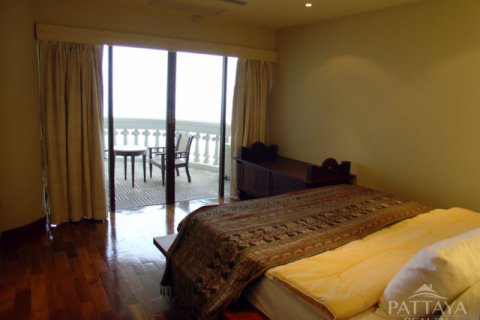 Condominio de 3 dormitorios en Pattaya, Tailandia № 45148 - foto 18