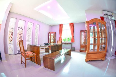 Casa de 7 dormitorios en Pattaya, Tailandia № 45488 - foto 9